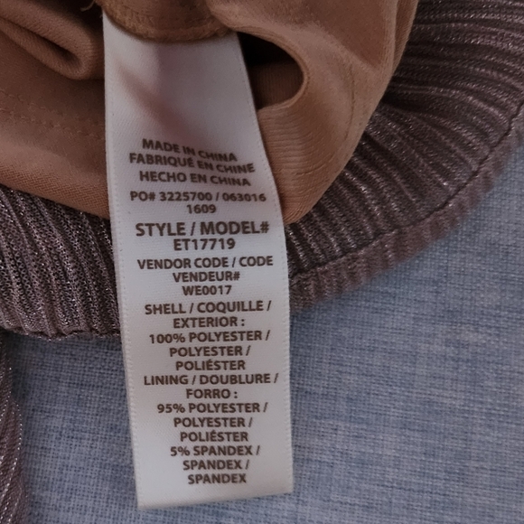 Ella MossCerine Cold-Shoulder Ruffle Top, Pink Champagne size small - Picture 8 of 10